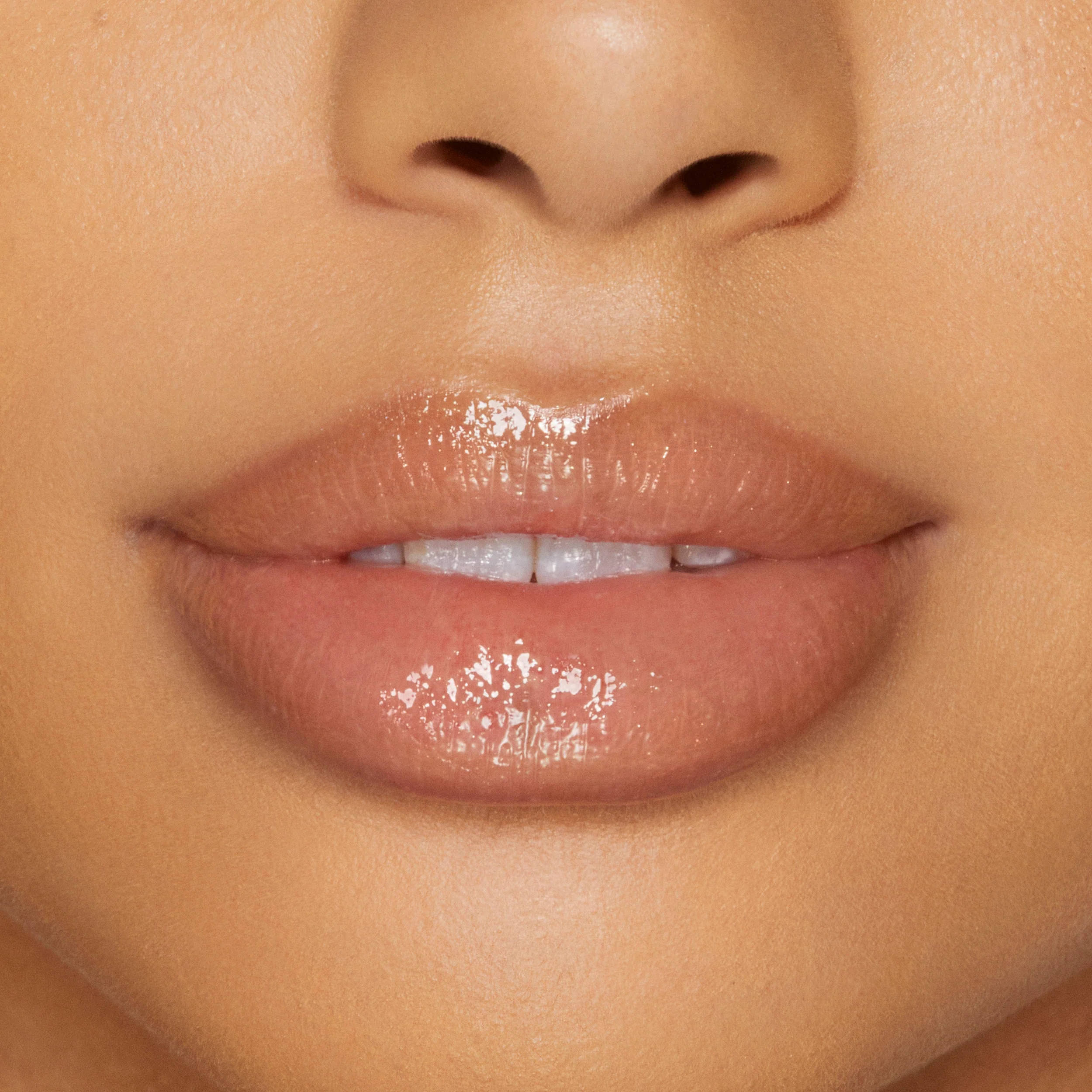 Plumping Gloss for fyldigere, ultra-skinnende våt leppe-look