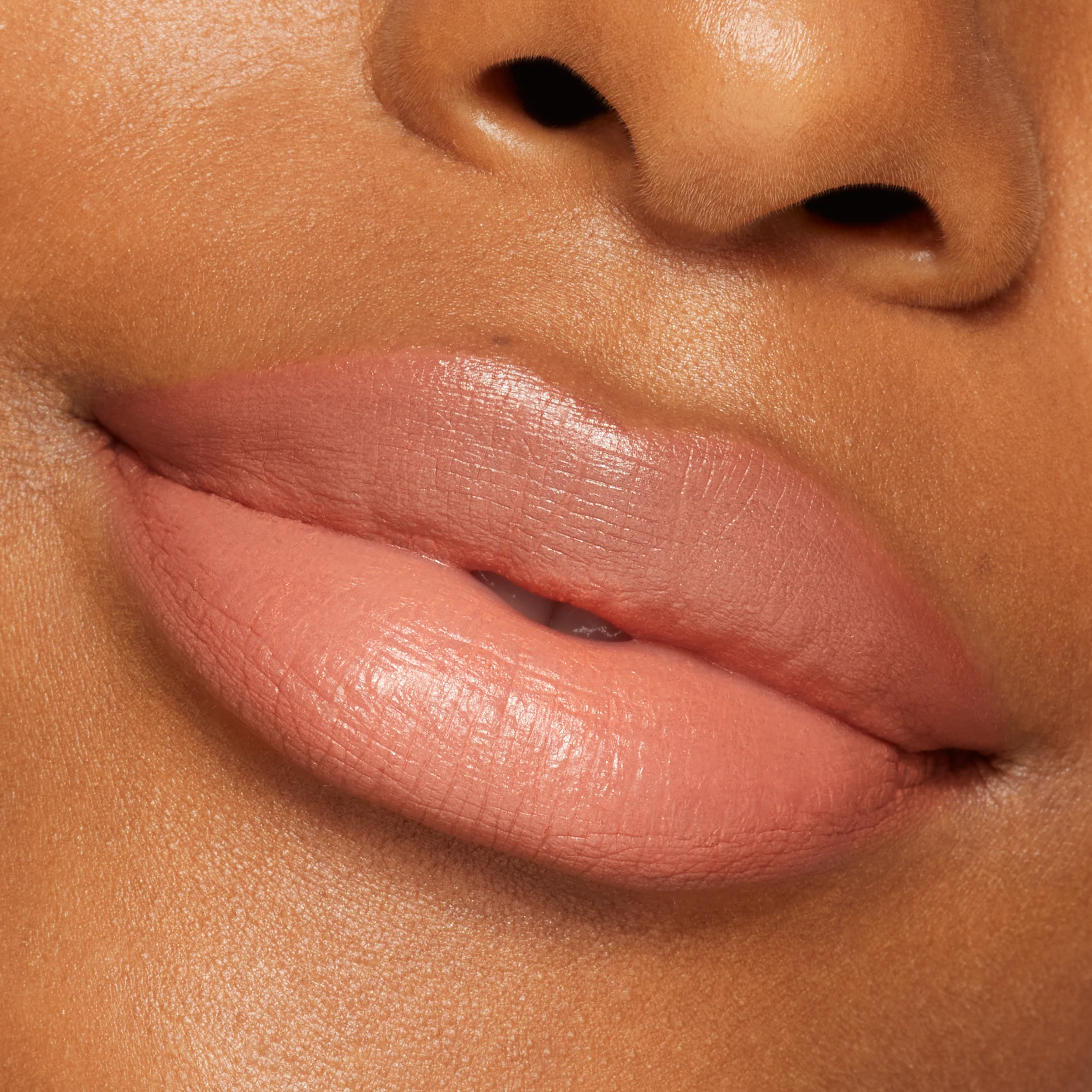 Crème Lipstick with Satin Sheen Finish
