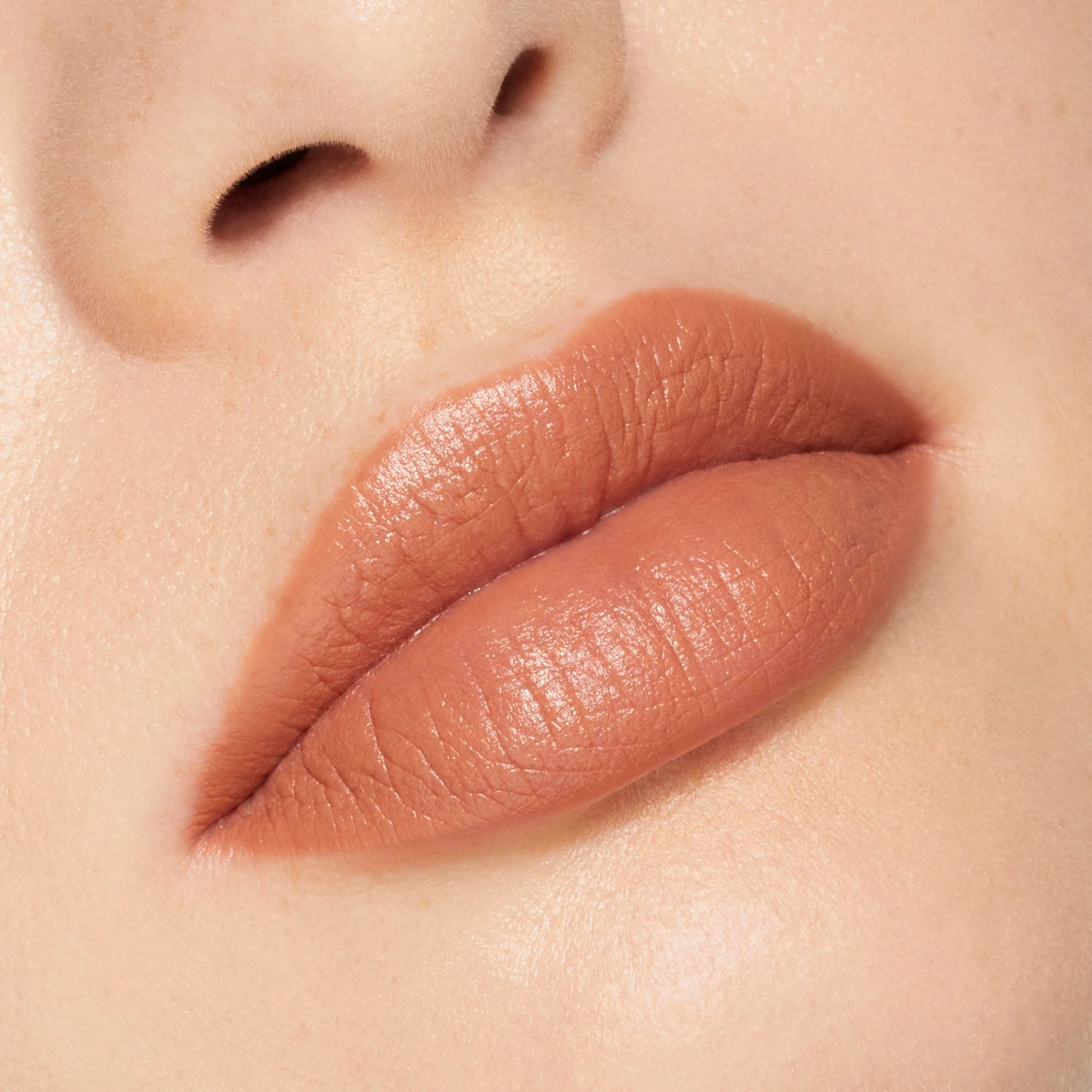 Crème Lipstick with Satin Sheen Finish