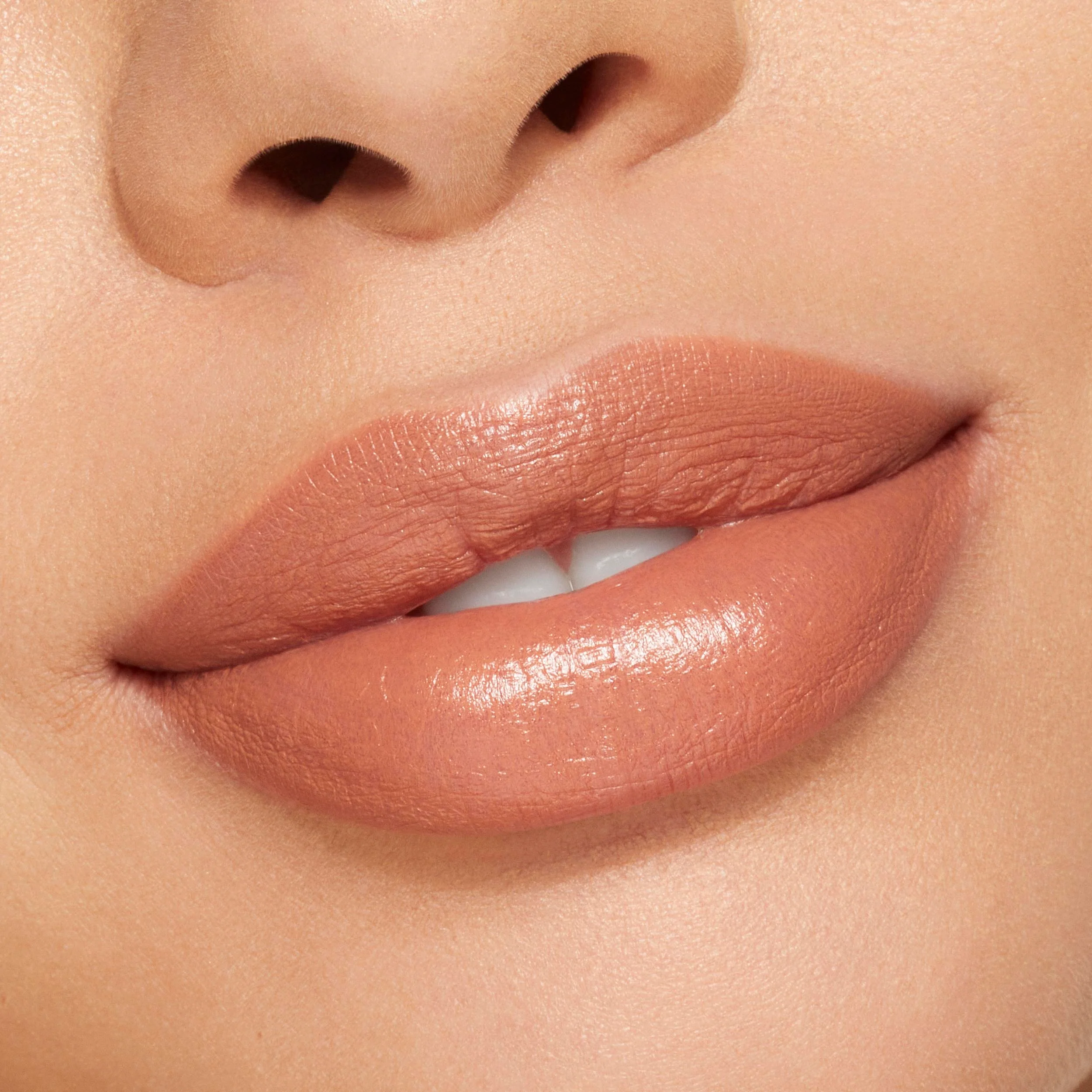 Crème Lipstick with Satin Sheen Finish