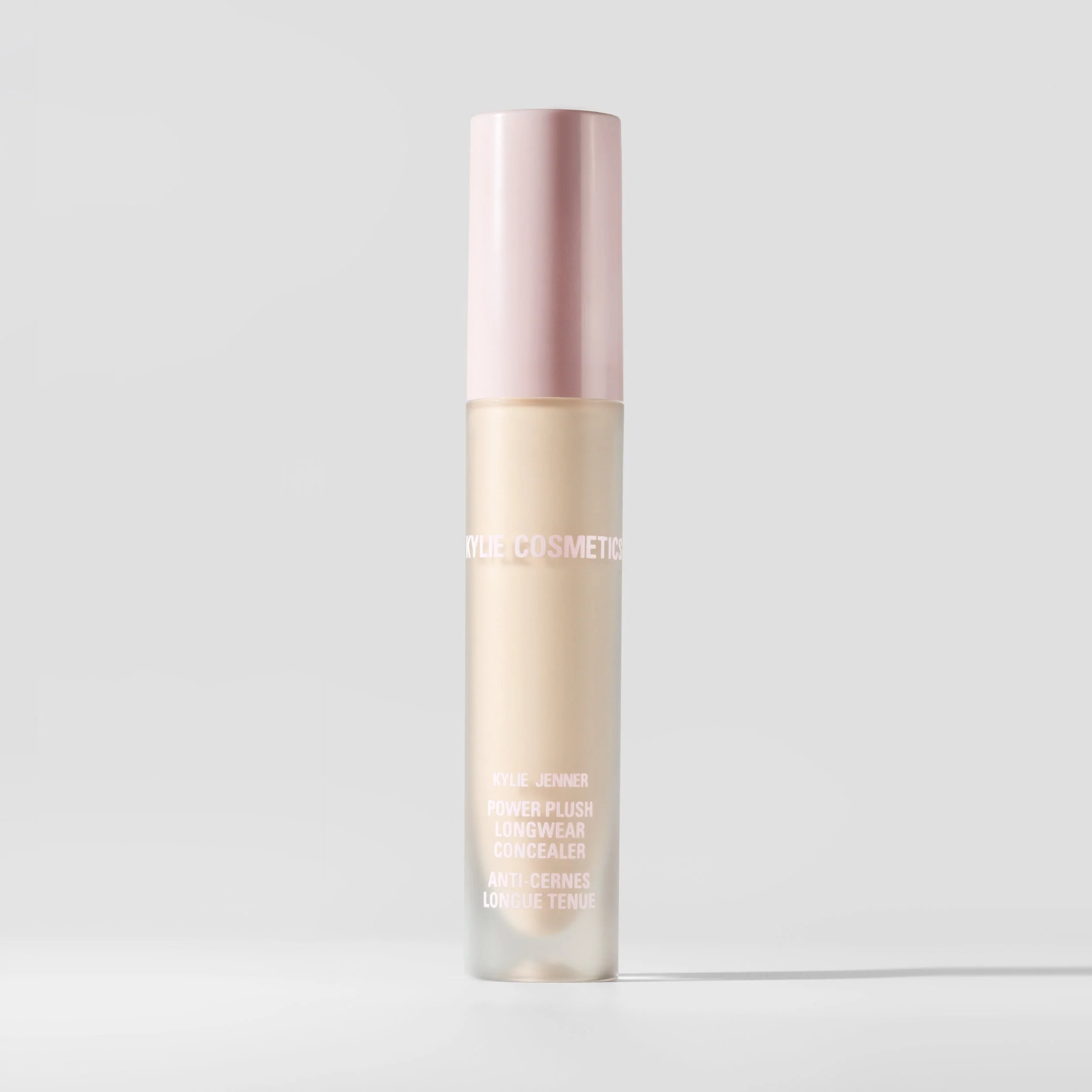 Power Plush Longwear Concealer for Brightening and Contouring