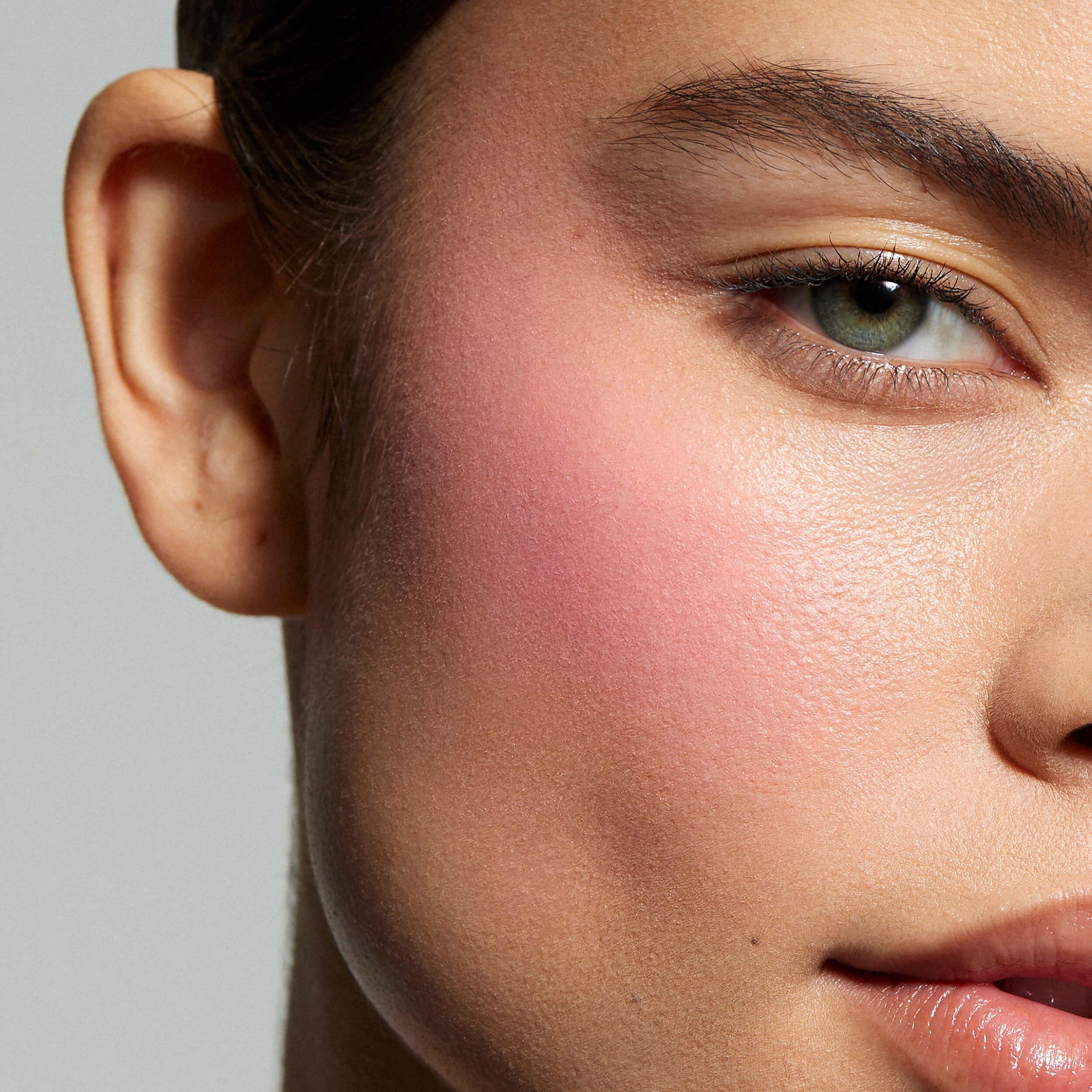 Powder Blush Stick Cream-to-Powder Blush til en Blød Mat Glød