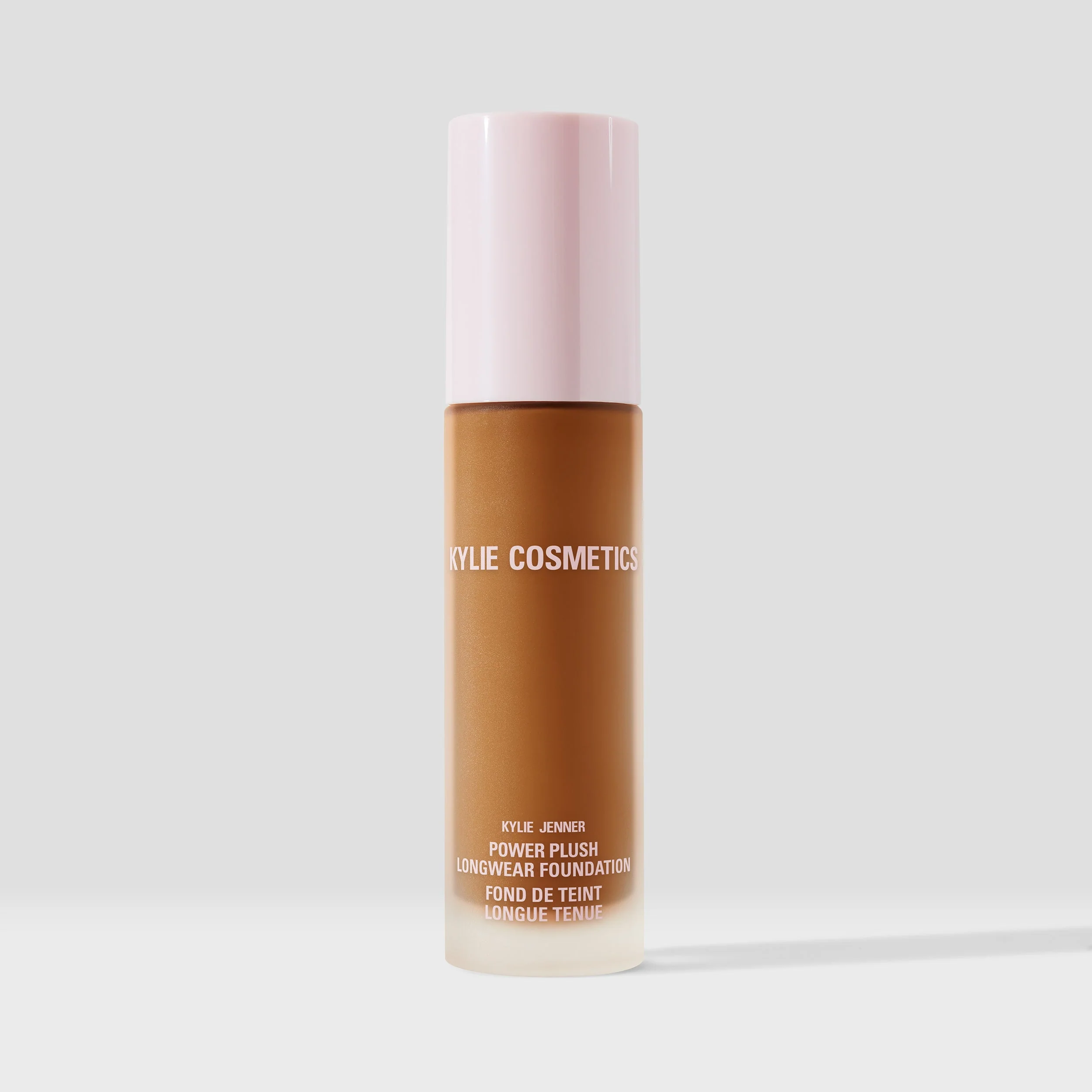 Power Plush Longwear Foundation with Medium Buildable Coverage