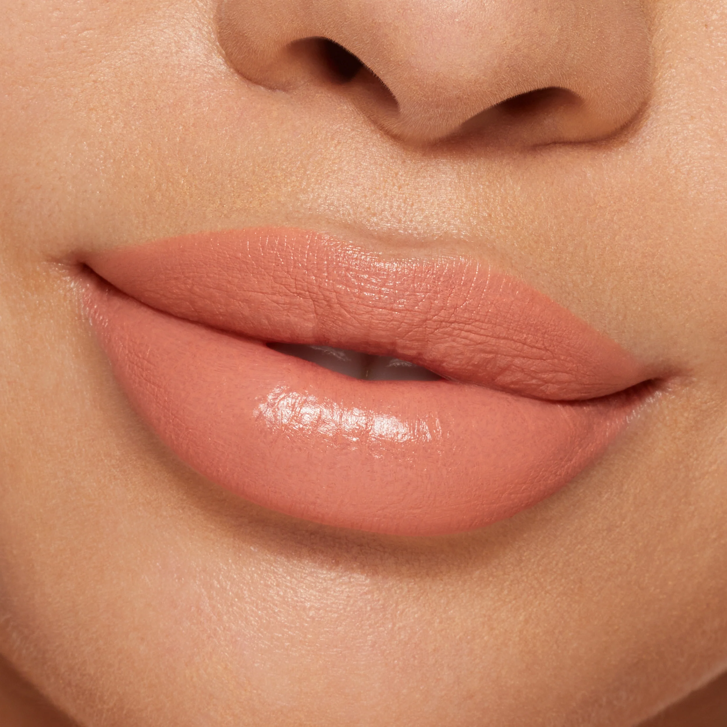 Crème Lipstick with Satin Sheen Finish