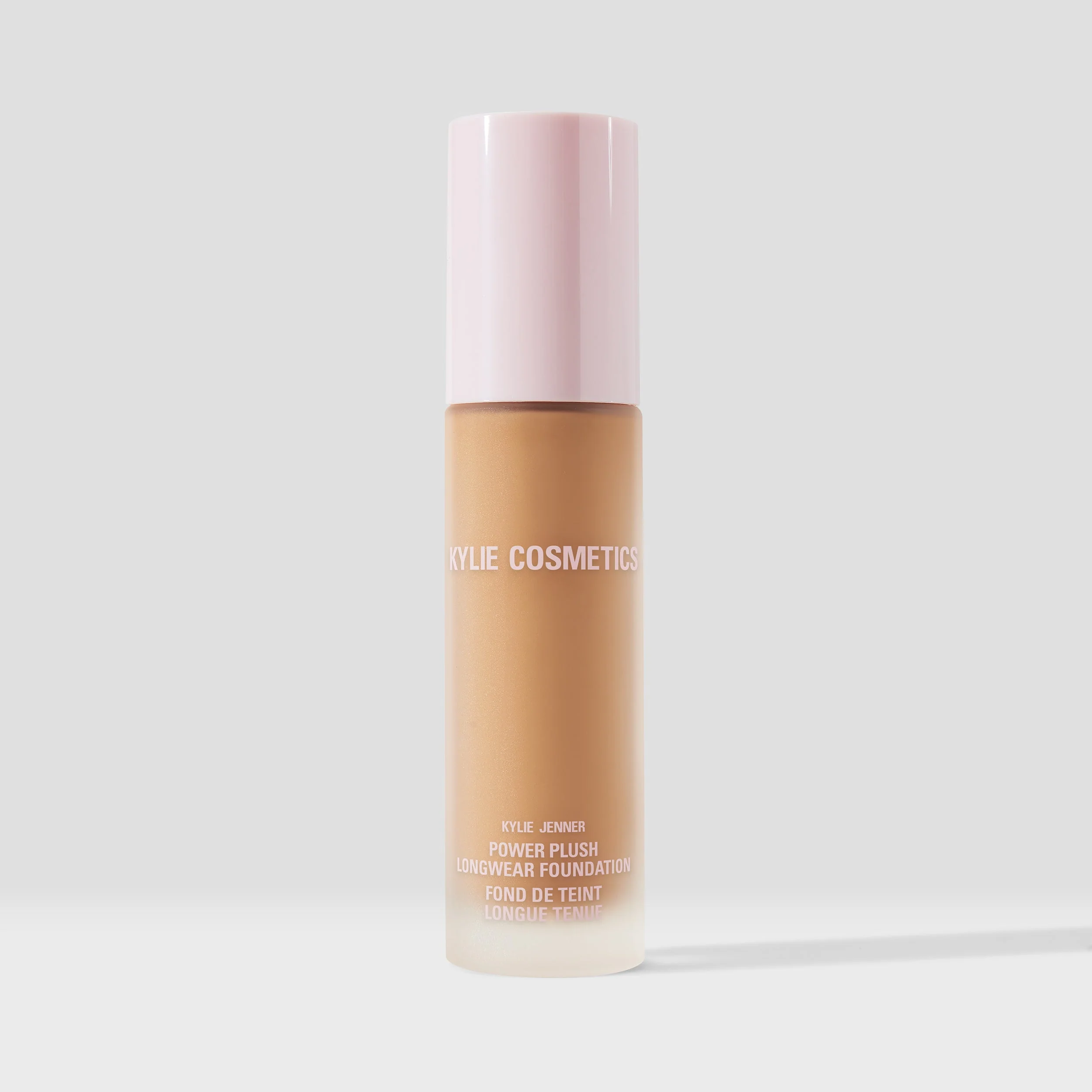 Power Plush Longwear Foundation with Medium Buildable Coverage
