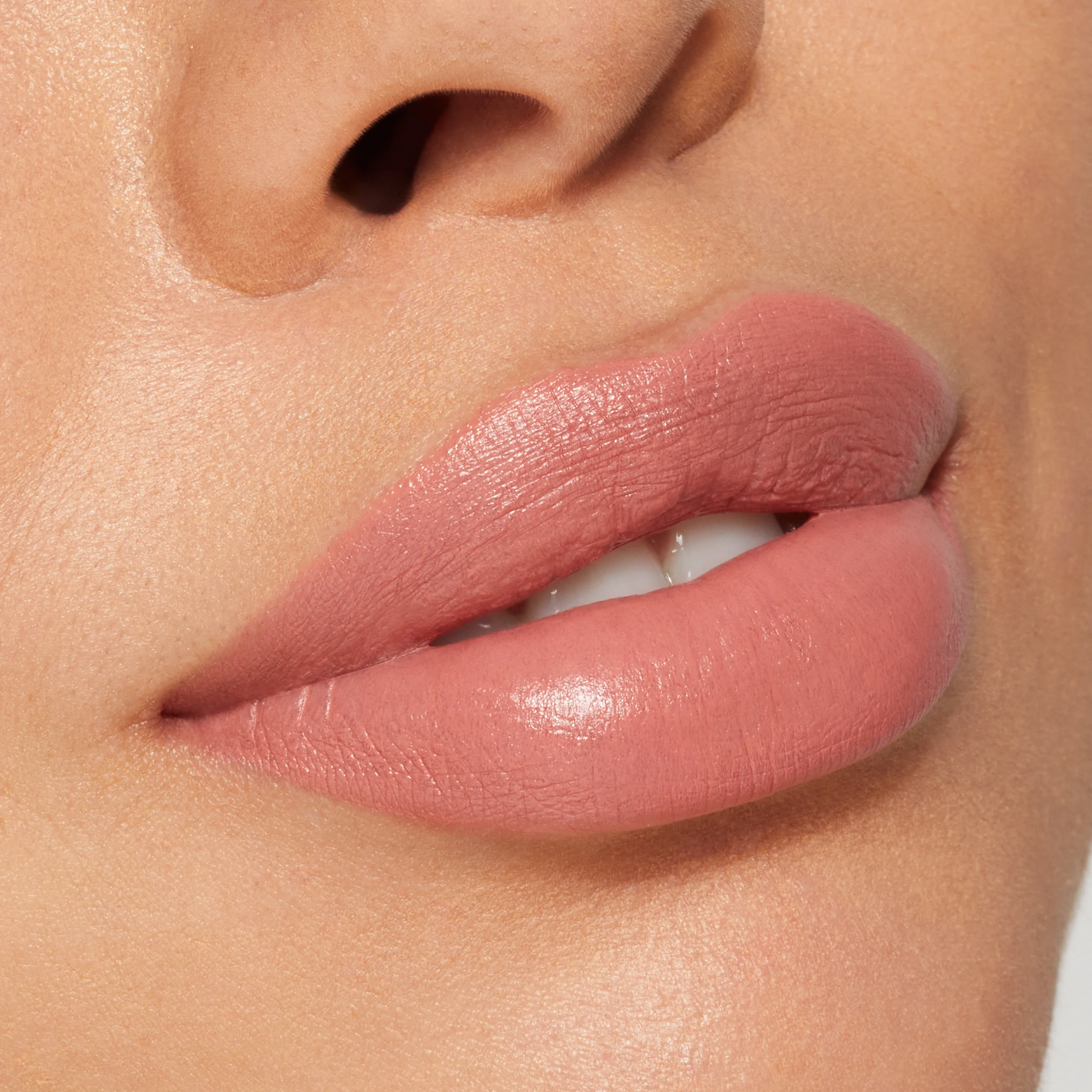 Crème Lipstick with Satin Sheen Finish