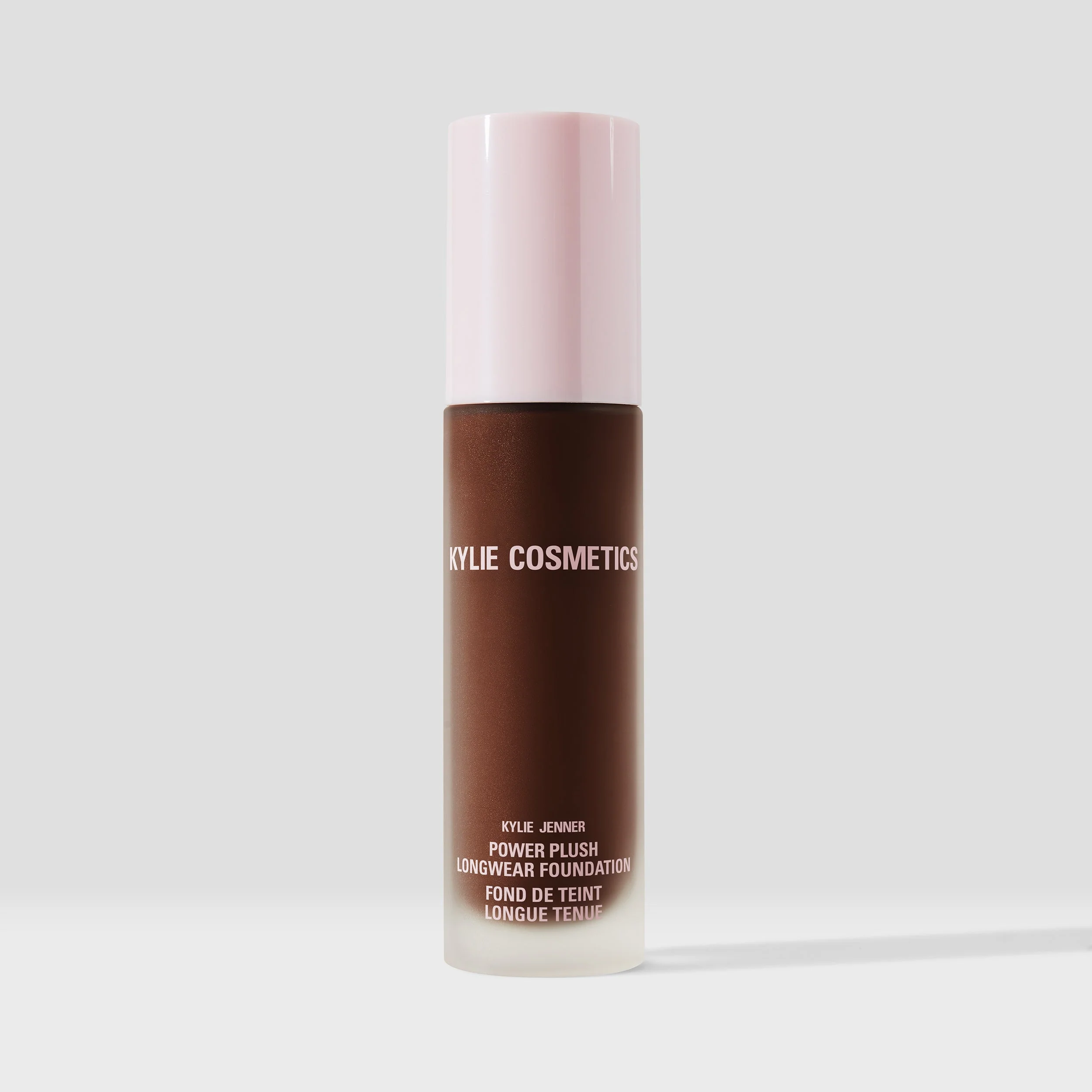 Power Plush Longwear Foundation with Medium Buildable Coverage