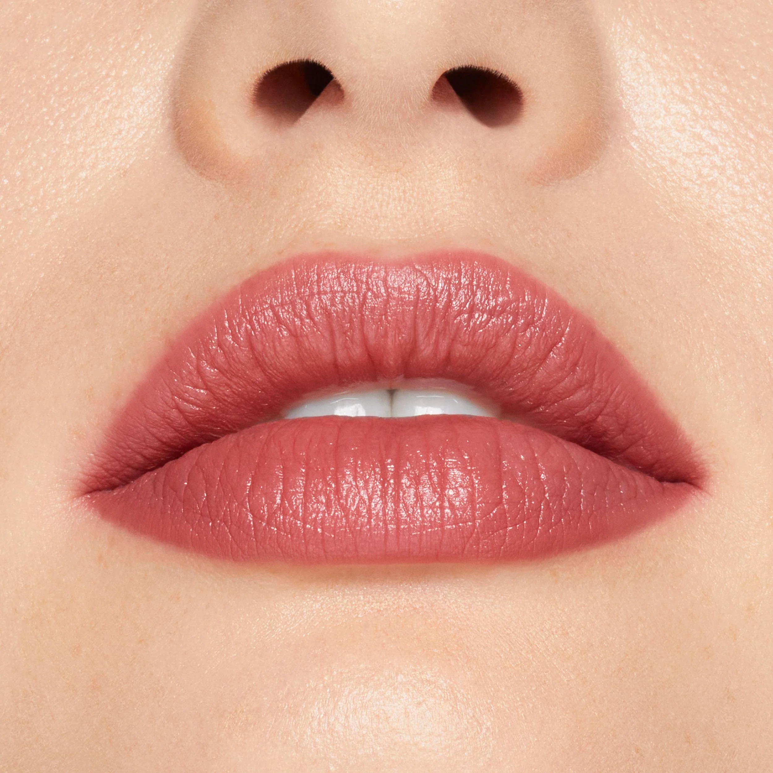 Crème Lipstick with Satin Sheen Finish