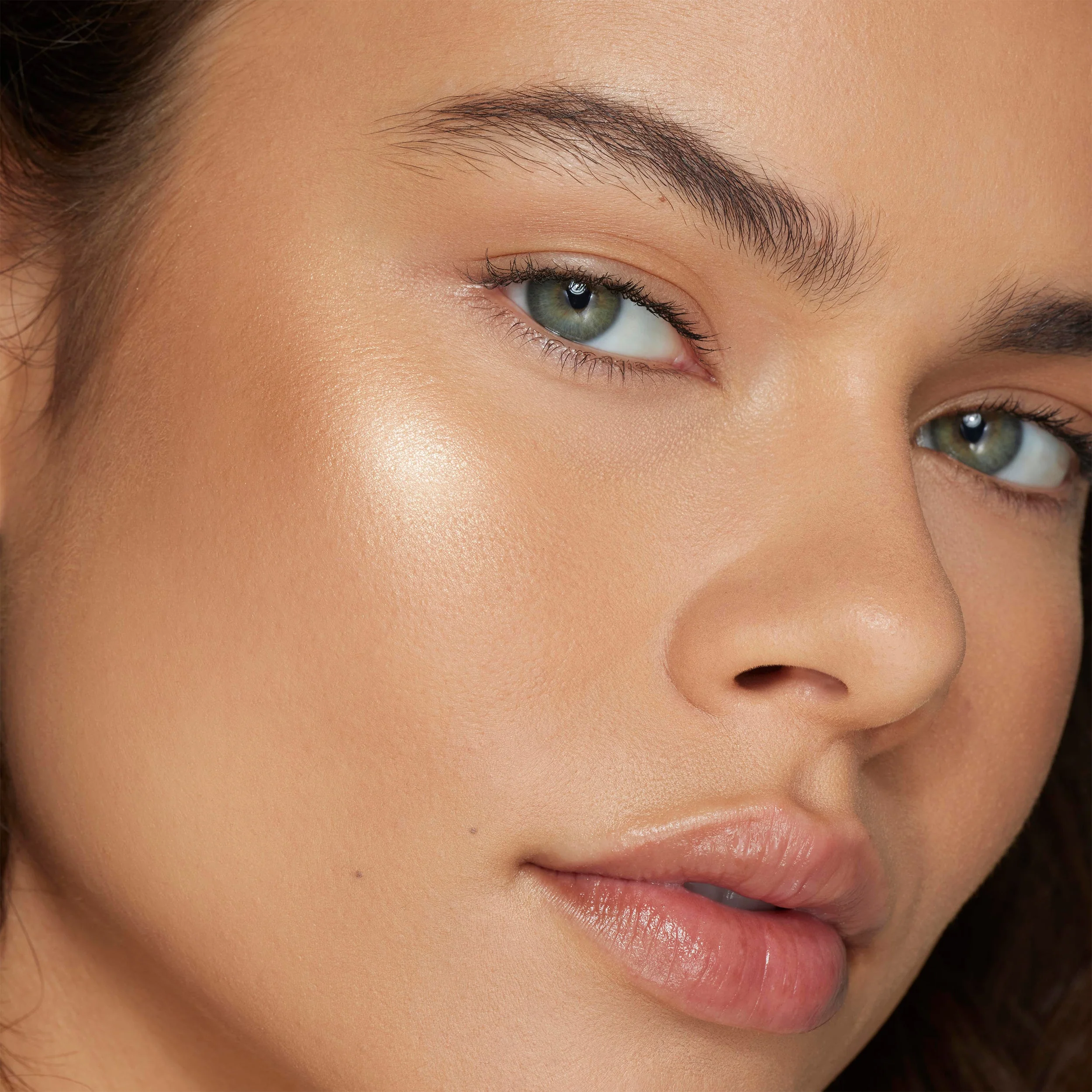 King Kylie Highlighter in Polvere Libera