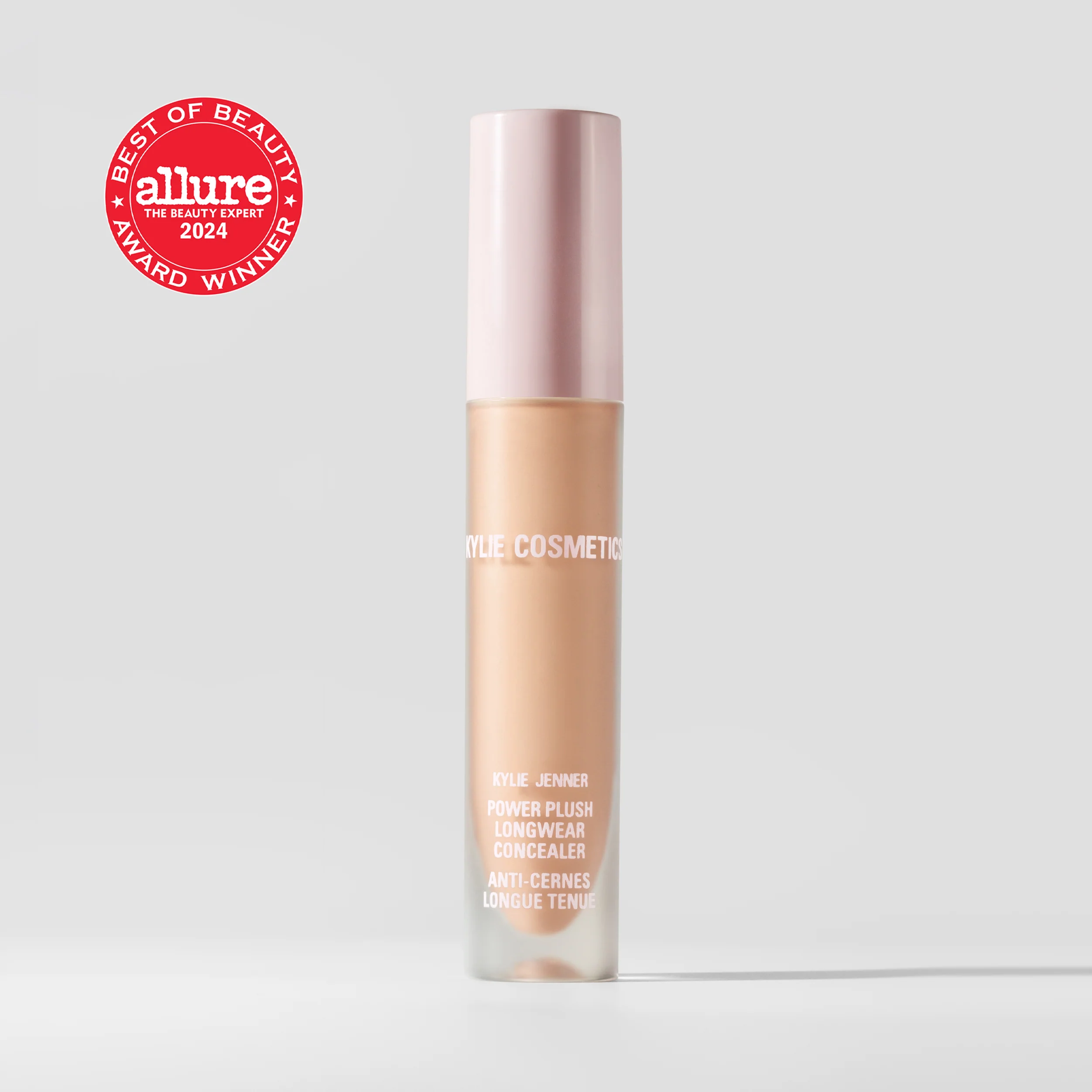 Power Plush Longwear Concealer til Opklaring og Konturering