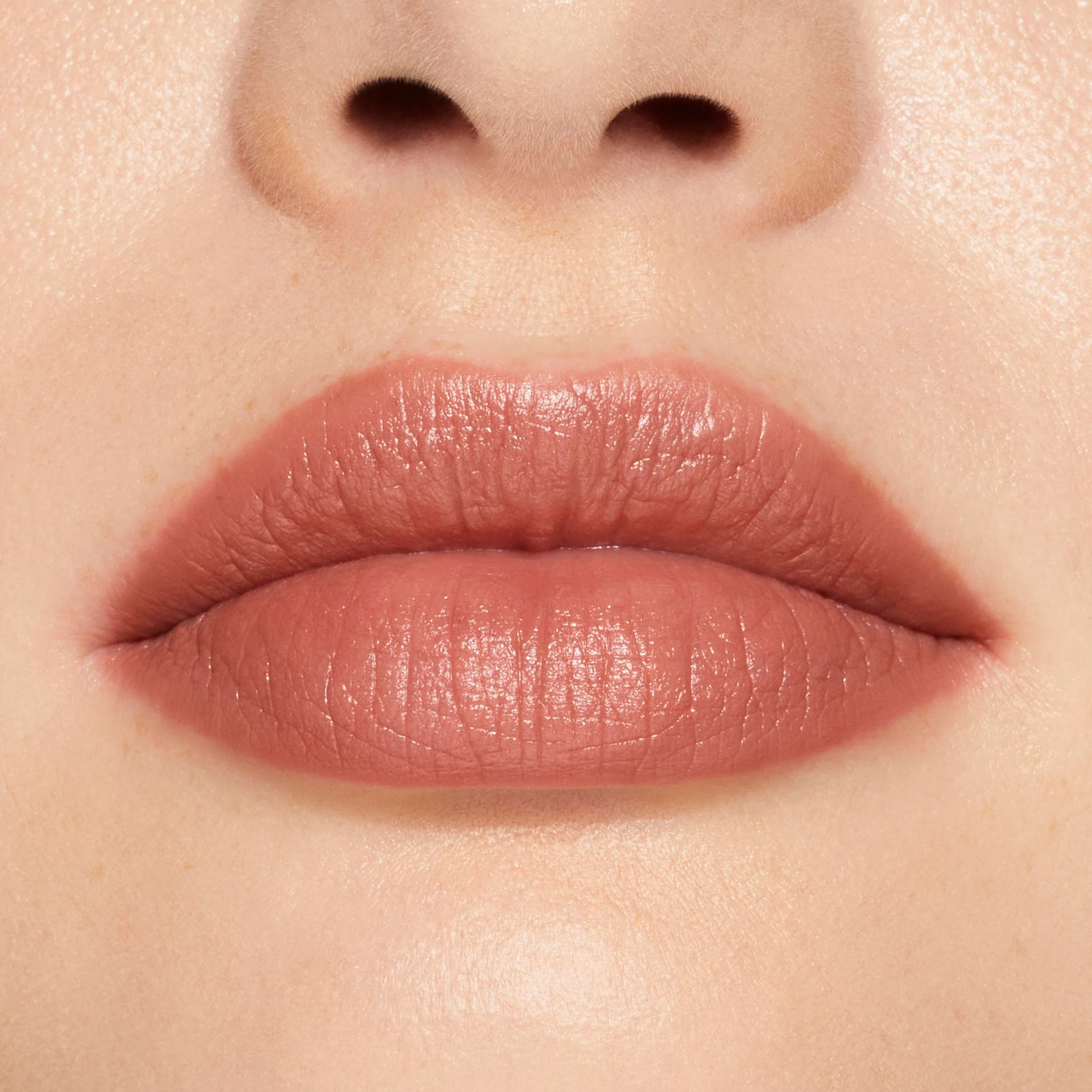 Crème Lipstick with Satin Sheen Finish