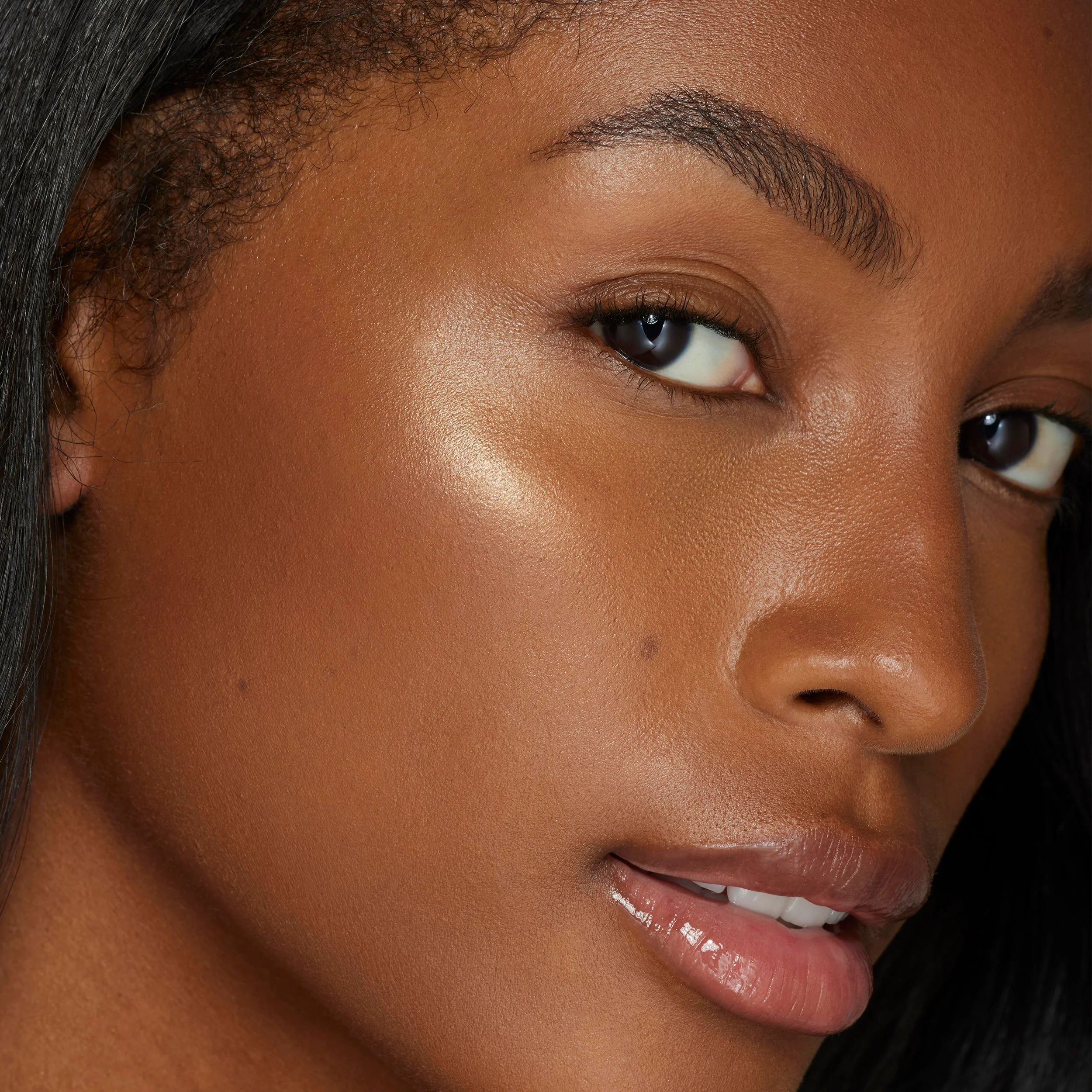King Kylie Highlighter in Polvere Libera