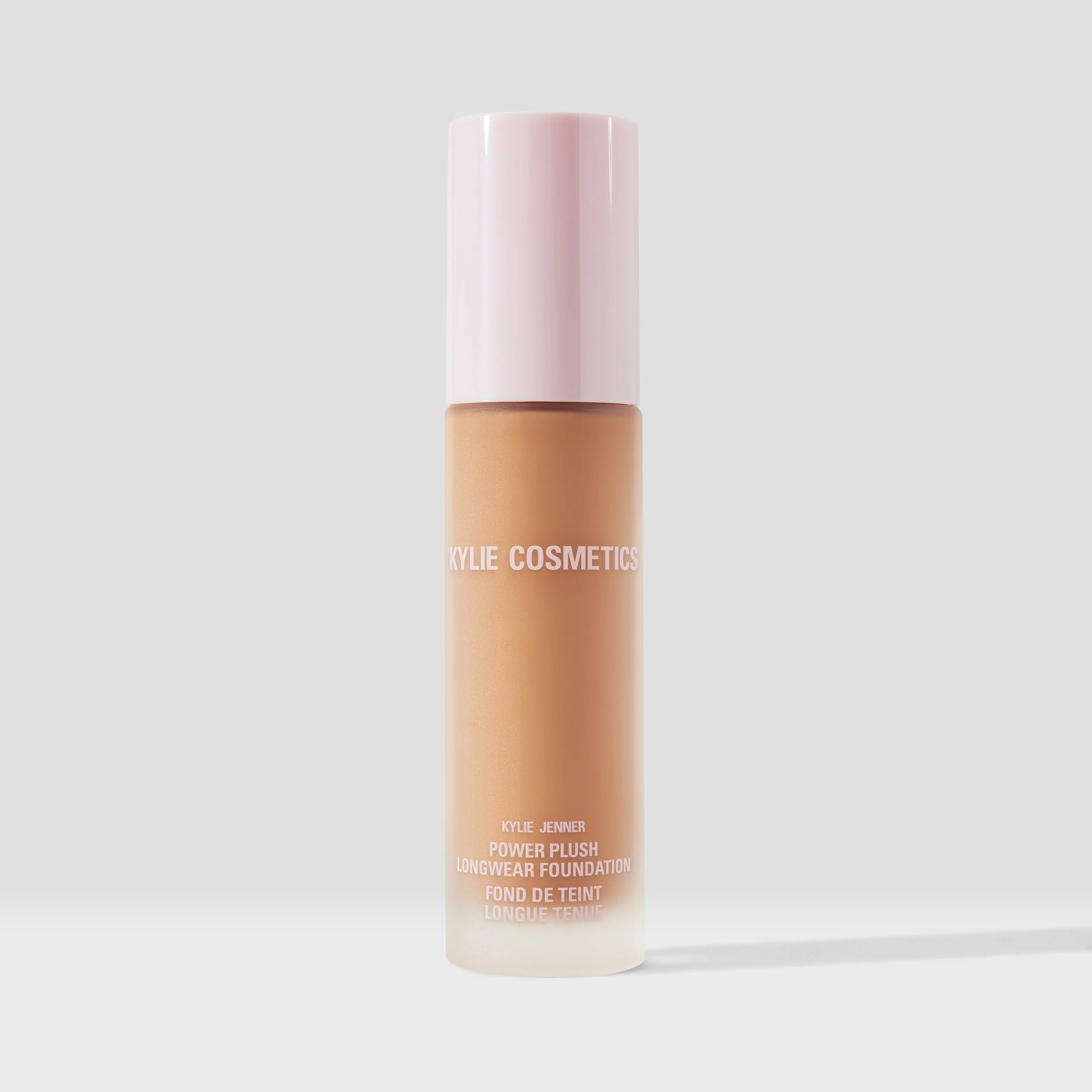 Power Plush Longwear Foundation with Medium Buildable Coverage