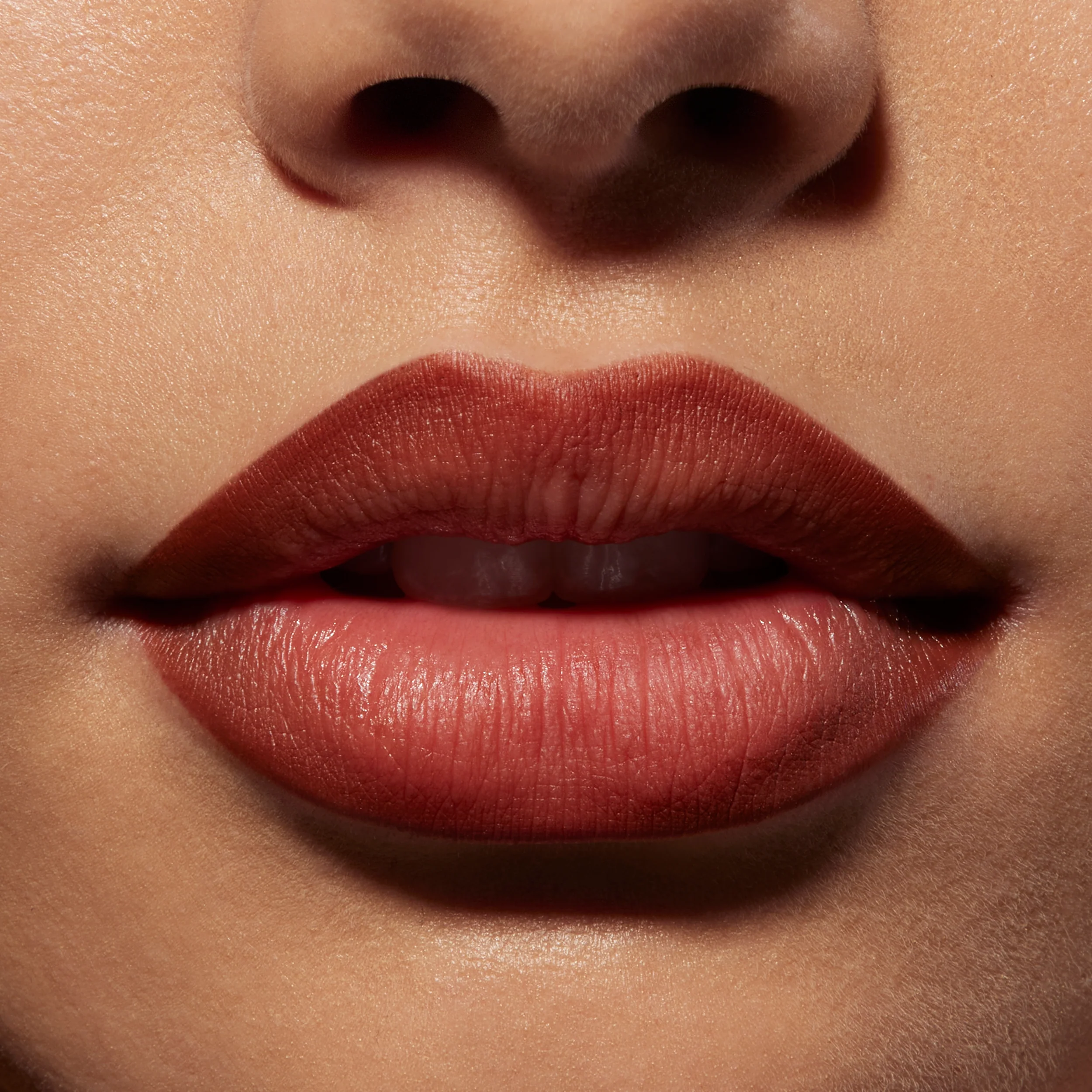 Precision Pout Lip Liner Wooden Pencil for Defined Lips