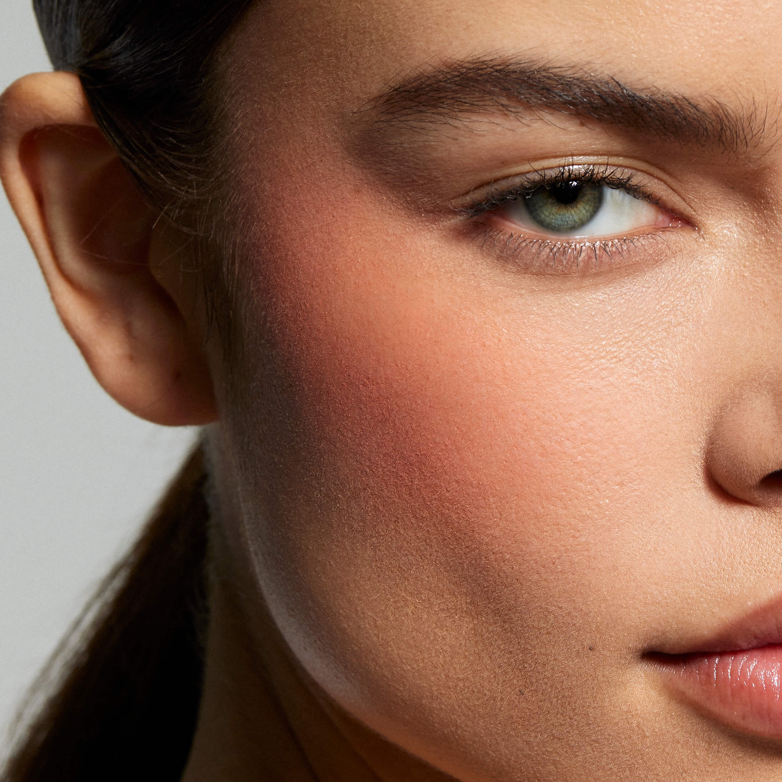Powder Blush Stick Cream-to-Powder Blush til en Blød Mat Glød