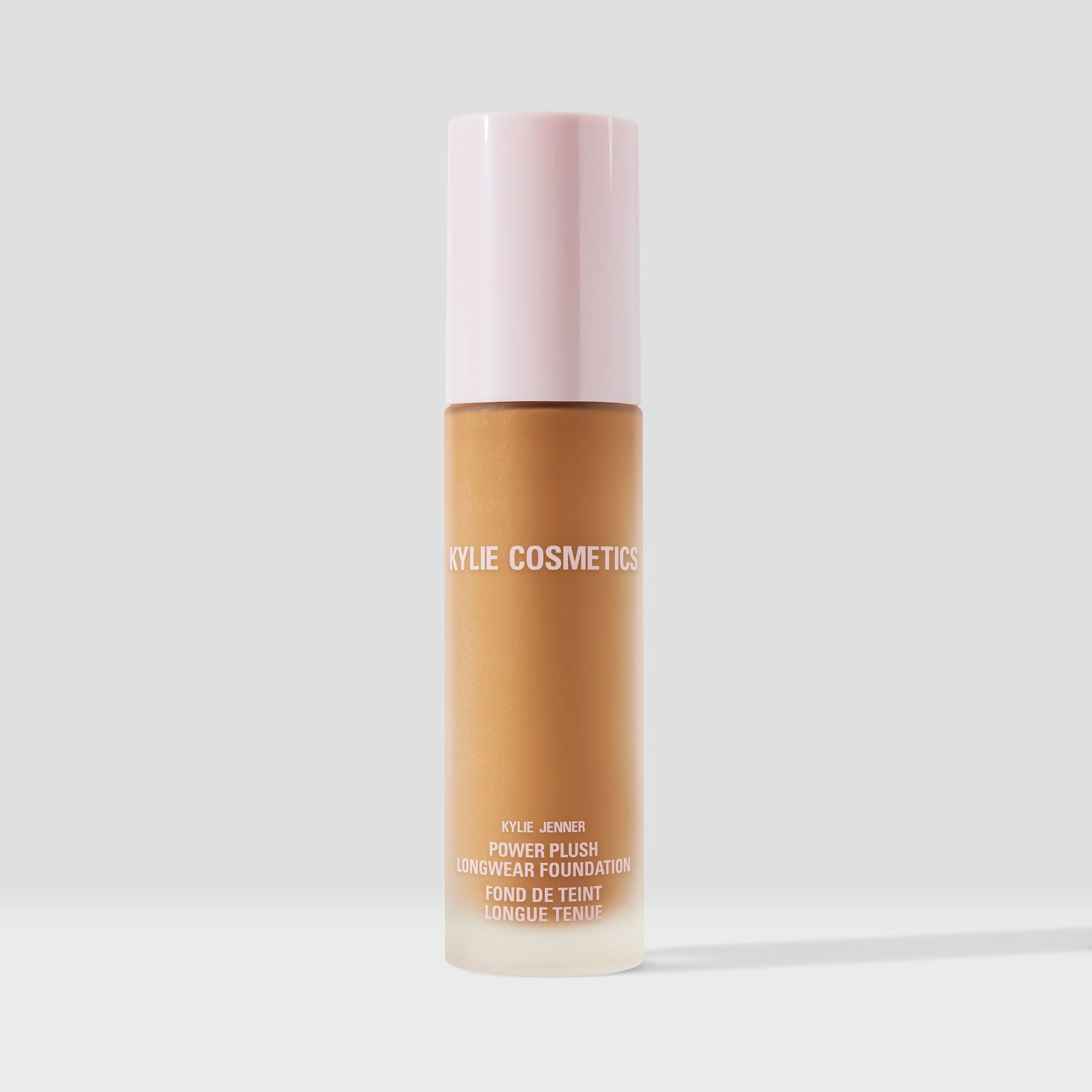 Power Plush Longwear Foundation with Medium Buildable Coverage