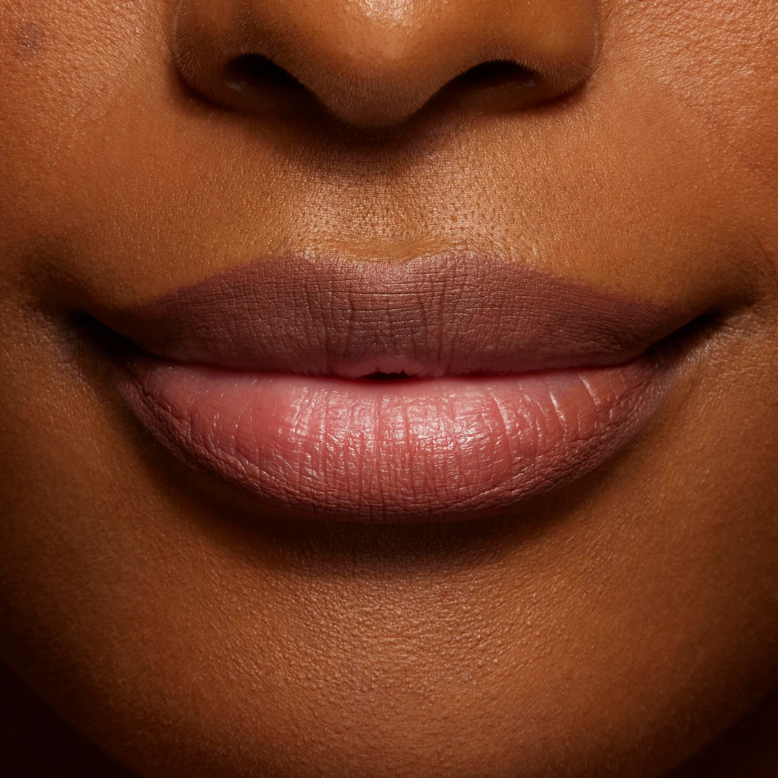 Precision Pout Lip Liner Wooden Pencil for Defined Lips