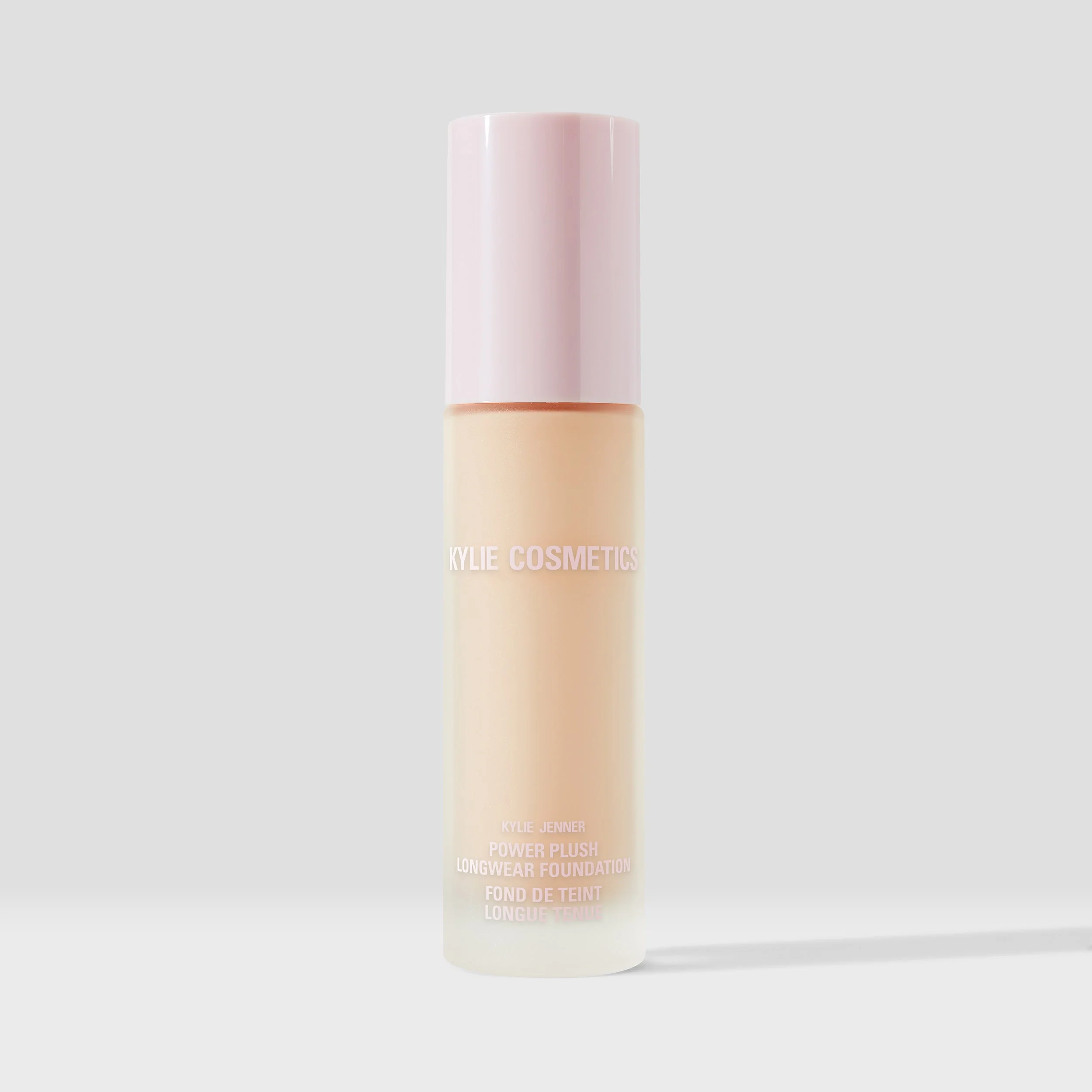 Power Plush Longwear Foundation with Medium Buildable Coverage