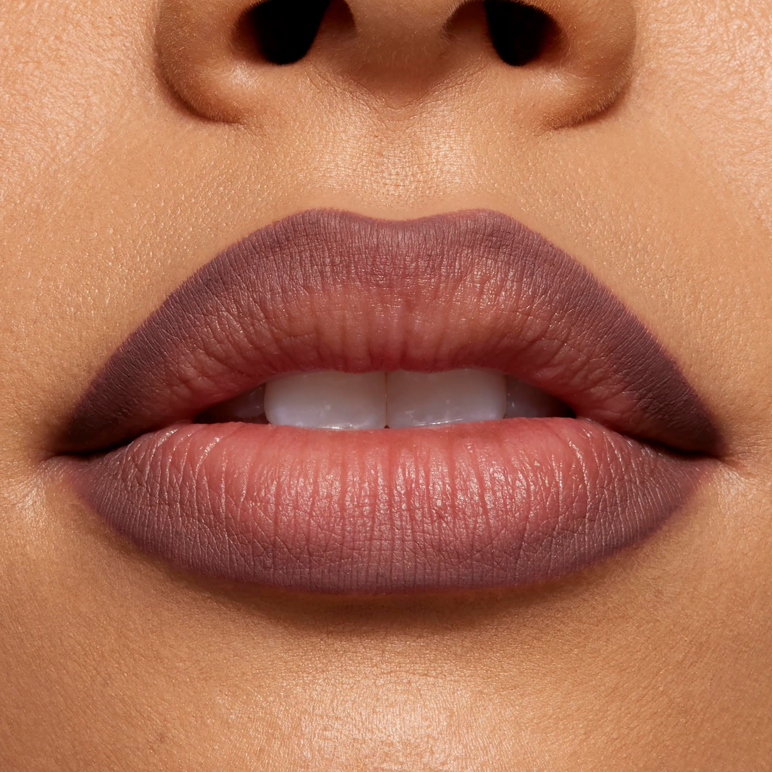 Precision Pout Lip Liner Wooden Pencil for Defined Lips