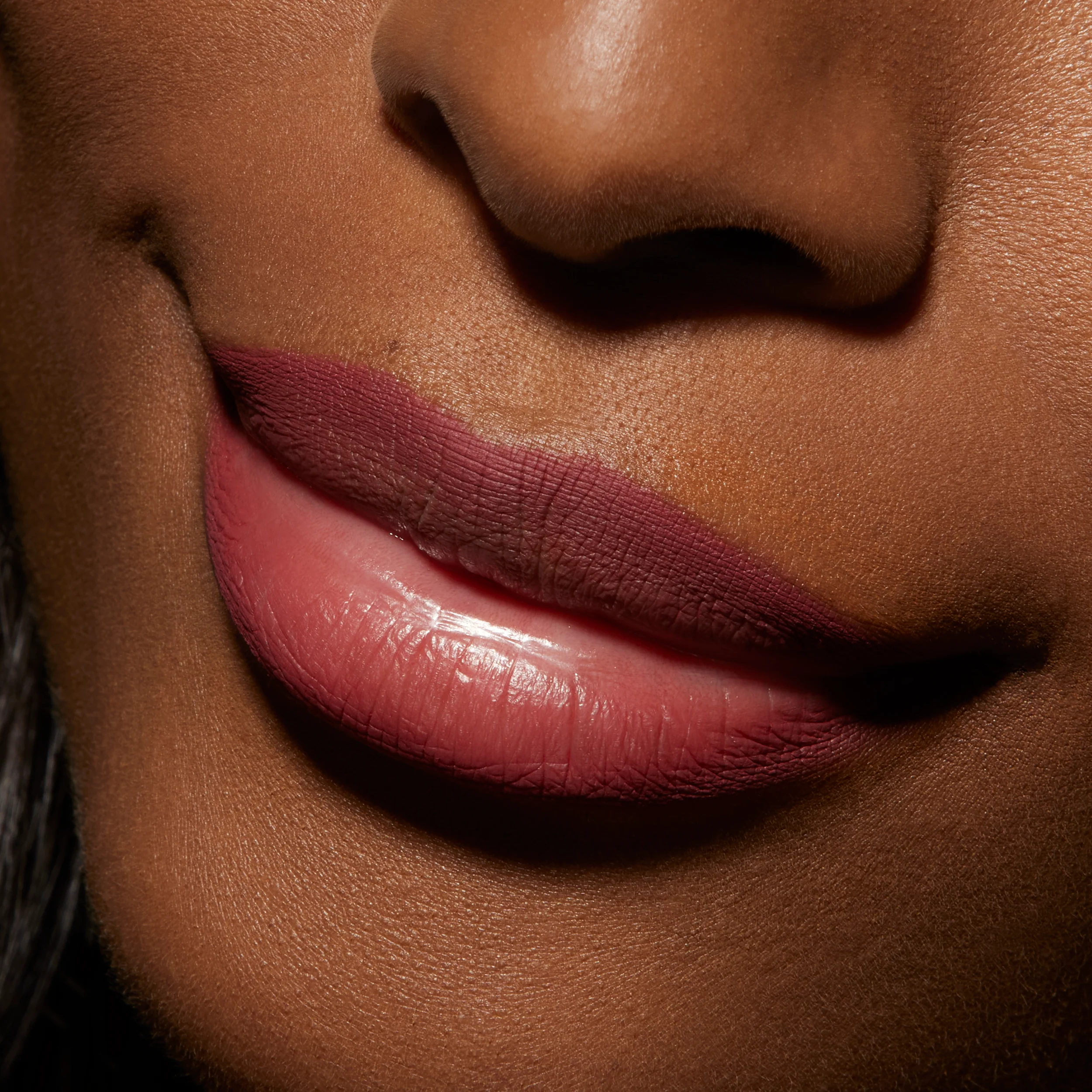 Precision Pout Lip Liner Wooden Pencil for Defined Lips